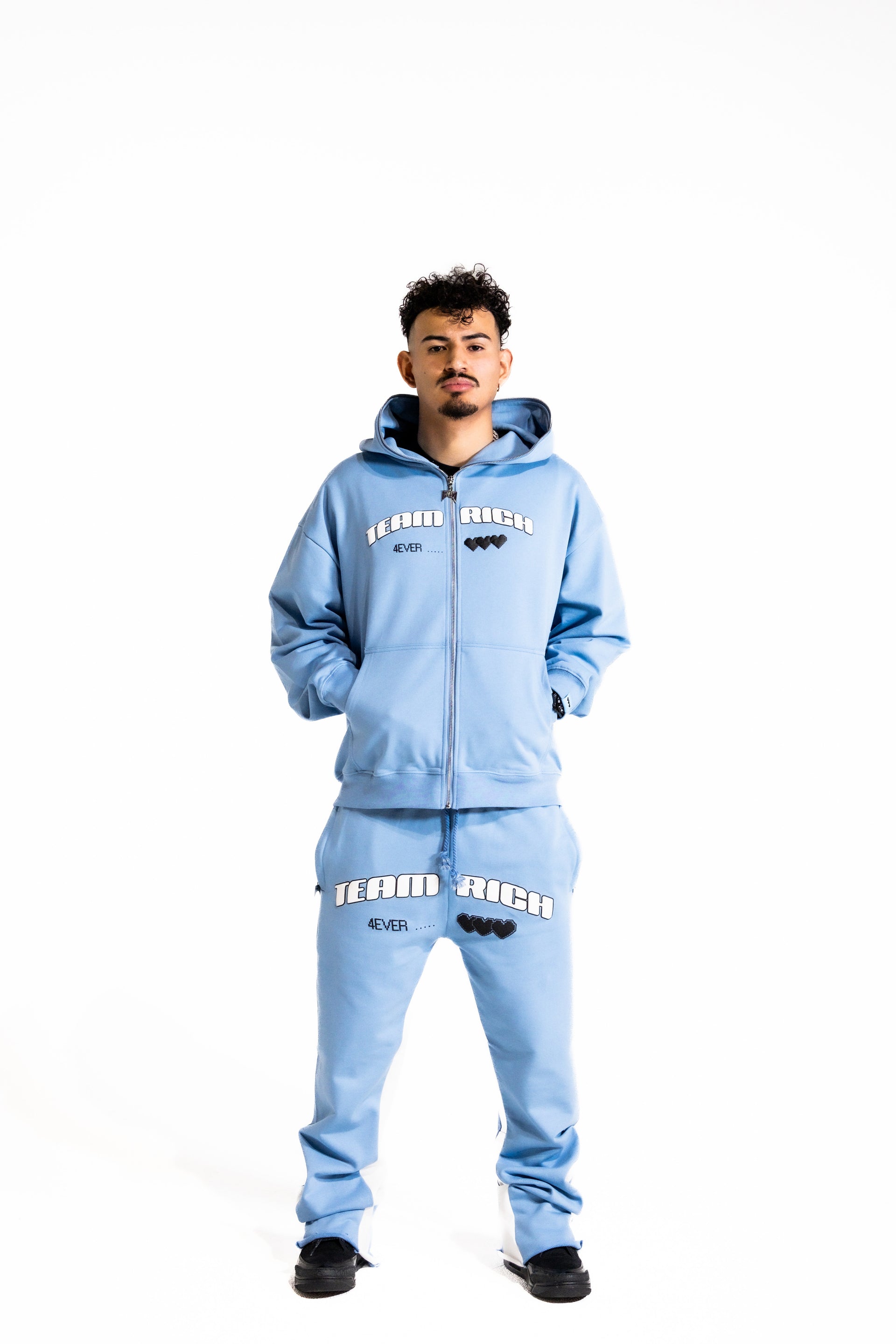 TR4E TRACKSUITS